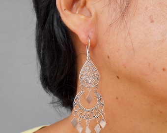 Boucles d'oreilles lustre faites main en argent sterling, boucles d'oreilles pendantes en argent longueur 72 mm.