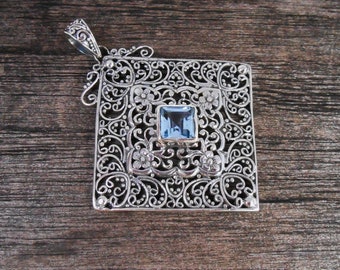 Sterling silver genuine blue topaz gemstone pendant, Sterling silver pendant, Bali Handmade Jewelry, 5.2x4.4 cm.