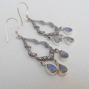 Boucles d'oreilles pendantes en argent sterling faites à la main, pierres précieuses de pierre de lune, boucles d'oreilles pendantes en argent, bijoux faits main, boucles d'oreilles pendantes en argent, cadeaux pour elle image 2