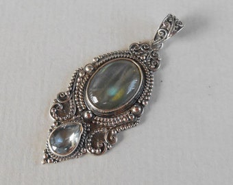 Elegant Sterling Silver Labradorite Topaz gem pendant, Handmade sterling silver jewelry, gemstone pendant 45x20 mm.