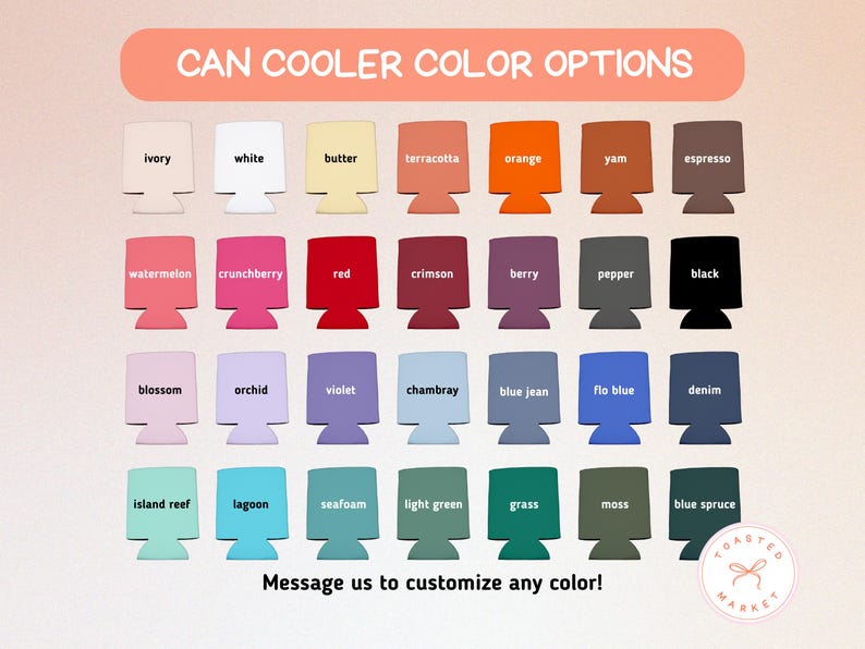 Op de afbeelding: Afbeelding met verschillende kleuropties voor blikjeskoelers. De koelers worden in rijen weergegeven, met kleuren als ivoor, wit, rood en zwart. De tekst bovenaan luidt "CAN COOLER COLOR OPTIONS". De tekst onderaan luidt "Neem contact met ons op om elke kleur aan te passen!"