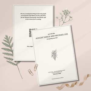 Może przedstawiać: Dwa kremowe zaproszenia ślubne z czarnym tekstem i kwiatową ilustracją. Na jednej karcie widnieje napis "save the date" z imionami i szczegółami ślubu. Druga karta zawiera kod QR i tekst o przewodniku turystycznym po Florencji.