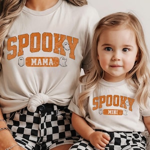 Maglietta Spooky Mama and Mini, Maglietta abbinata per Halloween mamma e me, Maglietta abbinata retrò per Halloween, Maglietta mamma e bambino, Maglietta mamma e bambina