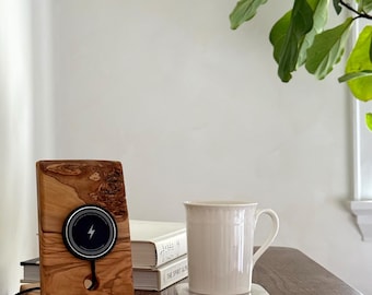 Live Edge Olivewood Wireless Phone Charger - Magnetic Charging Stand