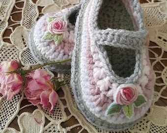 Digital Crochet PDF Baby Crochet Shoe Pattern 3 - 9 months -  this pattern does not include the rose embroidery  Make Gifts to Sell