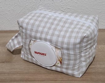 Tan Gingham Diaper and Wipe Pouch | Quick On The Go Diaper Bag | Diaper Pouch | Diaper Bag | Baby Shower Gift | Handmade | Dipes And Wipes