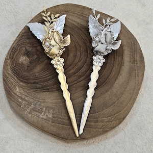 Winged Mother of Pearl Hairpin – Korean Binyeo with Floral  Pearl Details