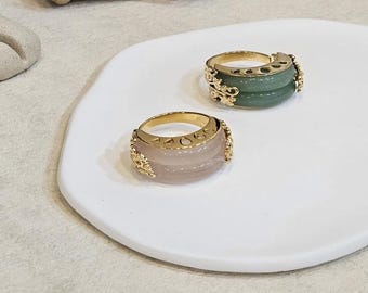 Koreaanse ringen in traditionele stijl - roos edelsteen en groene jade sieraden