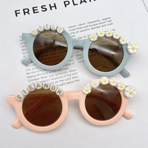 Personalized kids sunglasses, Daisies, Flower girl, Party favors, Flower girl thoughtful gifts, Sunglasses, Personalized name.