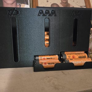 3D PRINTED BATTERY DISPENSER