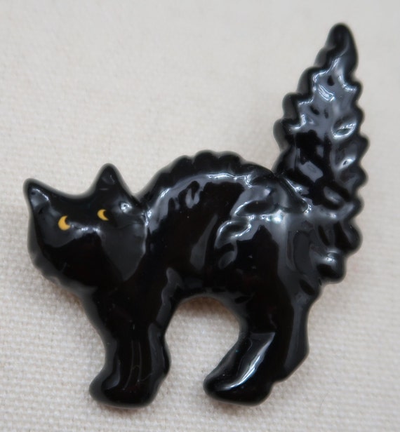 Vtg FLYING COLORS Signed Black Cat Ceramic Brooch