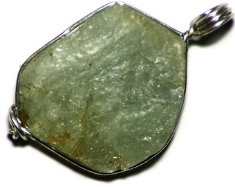 Aquamarine Crystal Slice Pendant in Sterling Silver (38 ct) Green Aqua Necklace, Silver Aquamarine Jewelry, Hexagon Gem, March Birthstone