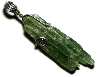 Green Kyanite Pendant (22 ct) Kyanite Necklace, Crystal Blade Jewelry in Sterling Silver, Green Crystal Jewelry, Big Kyanite Crystal Gift