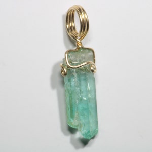 Raw Emerald Crystal Pendant in Solid Gold Wire 3.5 ct image 3