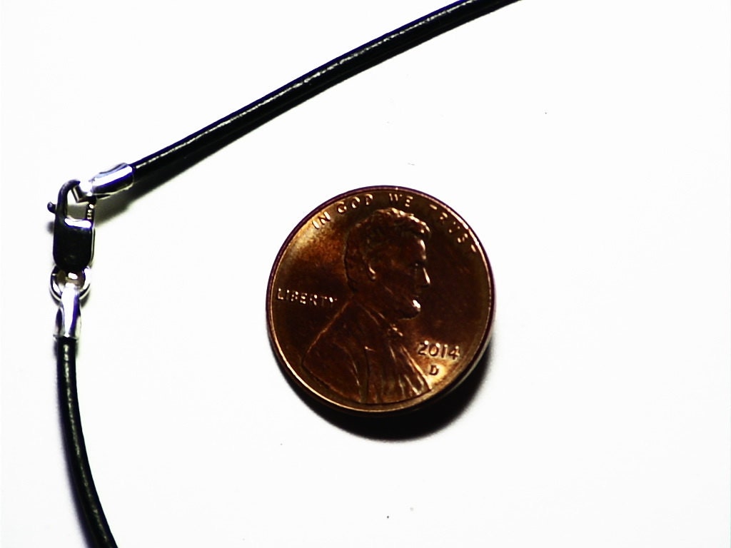 Black-rectangle Herringbone Chain Pendant Necklace | Le 31 | Men's Necklaces - Foto 11