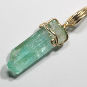 Raw Emerald Crystal Pendant in Solid Gold Wire 3.5 ct image 4