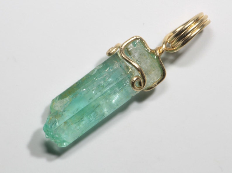 Raw Emerald Crystal Pendant in Solid Gold Wire 3.5 ct image 4