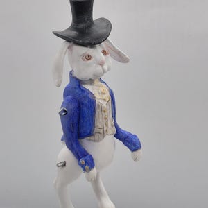 Weißes Kaninchen aus Alice im Wunderland. Die Puppe des Autors, Ooak-Kunstpuppe