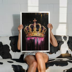 Vintage Gold Crown Digital Print – Baroque Regal Wall Art, Royal King Queen Printable Poster, Victorian Style Dark Academia Decor