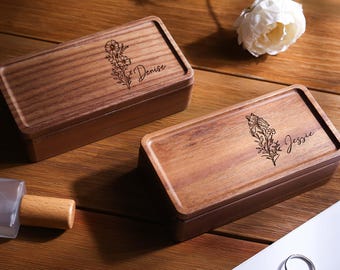 Joyero de madera personalizado, regalo para dama de honor, organizador de joyas de madera, joyero de madera con flor de nacimiento personalizada, regalo personalizado para ella