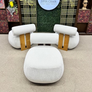 Comfortable Modern Bouclé Lounge Chair Cozy Upholstered Armchair with Wood Frame Minimalist Scandinavian Style Living Room Accent Seating