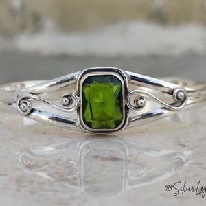 Emerald Bangle, 925 Silver Bangle, Women Bangle, Statement Bangle, Gemstone Bangle, Dainty Bangle, Adjustable Bangle, Emerald Bracelet Gift