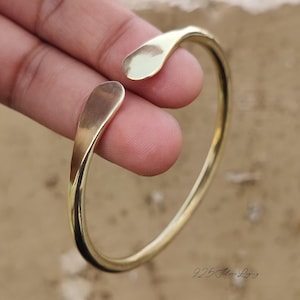 Handmade Solid Brass Bangle Bracelet: Stackable Hammered Jewelry