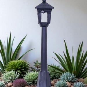 Miniature Small Road Lamp – Fairy Garden Accessories | Tiny Street Light for Terrariums, Dollhouse Decor, Mini Garden Ornament Supplies