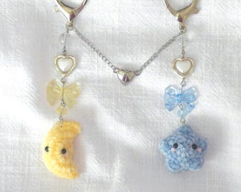 Llaveros de ganchillo personalizados a juego con luna y estrella / Colgante magnético de peluche / Set de regalo de peluche celestial