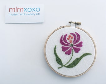 Dancing Flower embroidery PDF pattern by mlmxoxo.  modern embroidery.  diy tutorial.  beginner embroidery.  learn to embroider.  digital PDF