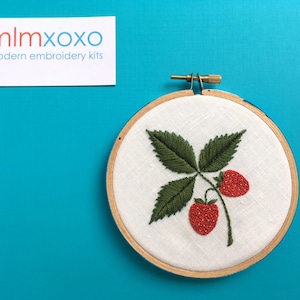 Hand Embroidered Strawberries.  4" hoop.  finished hand embroidery.  fruit.  kitchen decor.  summer motif. hoop art.  embroidery by mlmxoxo.