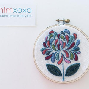 Mum embroidery PDF pattern by mlmxoxo.  modern embroidery.  chrysanthemum.  learn to embroider.  tutorial. pattern.  guide. diy. digital PDF