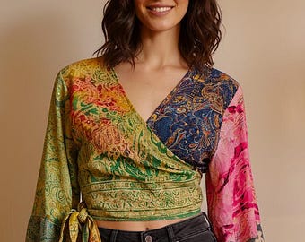 Bolero patchwork: top avvolgente multiuso con maniche a tromba di sari riciclati