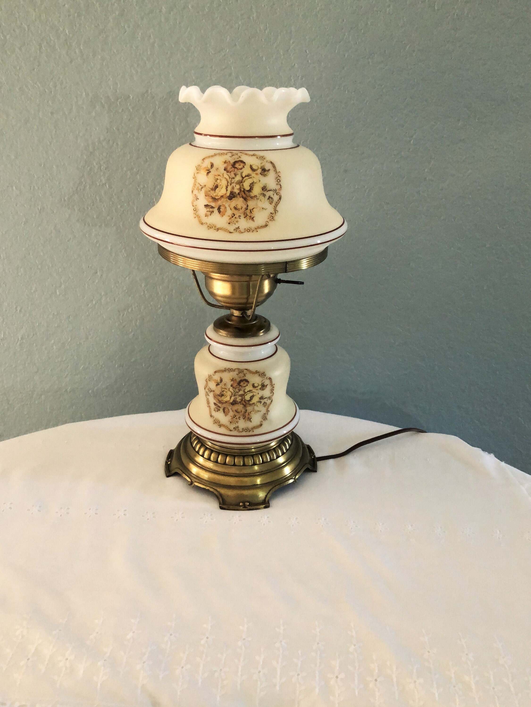 Quoizel Milk Glass Lamp Shade Vintage Hurricane Replacement