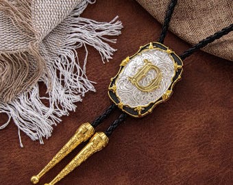 Initial Bolo Tie, Vintage Metall Monogramm, westliches Hochzeitsgeschenk