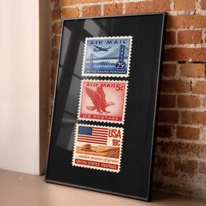 Póster vintage de sellos postales de EE. UU. / Arte mural patriótico de correo aéreo estadounidense / Decoración retro imprimible de EE. UU. / Regalo para coleccionistas o veteranos