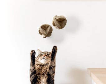 Natural Play Balls for Cats, Set of 2 | MATT™ - As puzzle