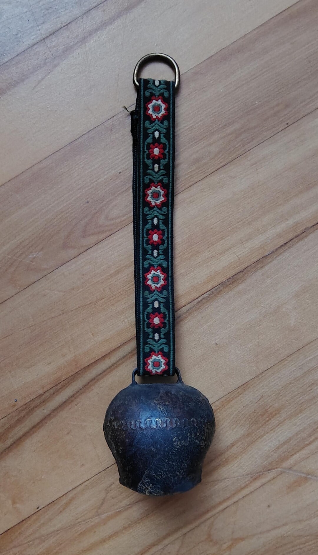 Basque Cowbell Pattern Vintage Swiss Cowbell | Alpine Floral Jacquard Strap, Farmhouse Decor ...
