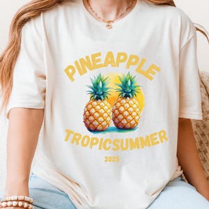 Tropical Pineapple T-Shirt, Summer Vibes Tee, Casual Beach Wear, Unisex Gift, Vacation Style Shirt, Pineapple Lovers Top