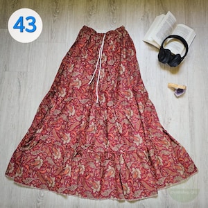 Indian Boho Skirt with Floral Pattern – Maxi Skirt, Summer Festival Midi, Ethno Hippie Fashion
