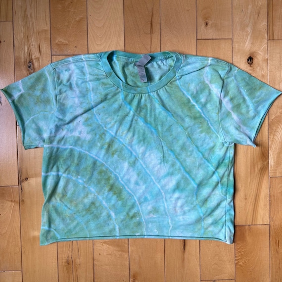 Medium - Light Blue/Green Ice Dyed Crop Tee Shirt