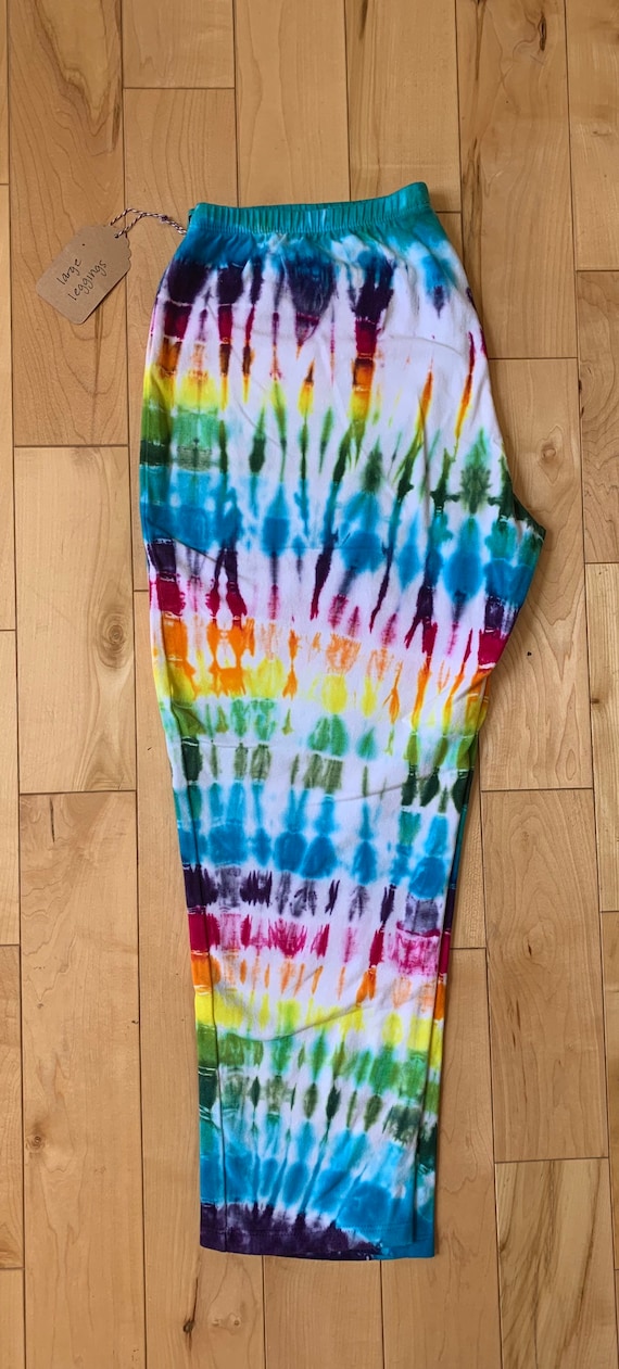 Rainbow Tie Dye Leggings!  Capri Length - Size L