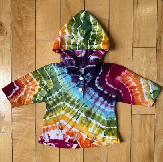 Tiny Ice Dye Hoodie - 12mo Rainbow Geodes