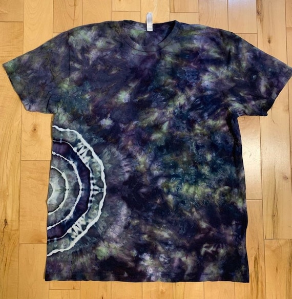 Size Large - Ice Dyed Sunburst Geode T-Shirt