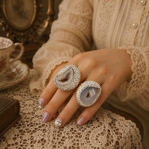 Large Agate Geode Ring Set, Adjustable Statement Rings in Gold Plated Brass, Boho Glam Jewelry, Gift for Her, Birthday Gift