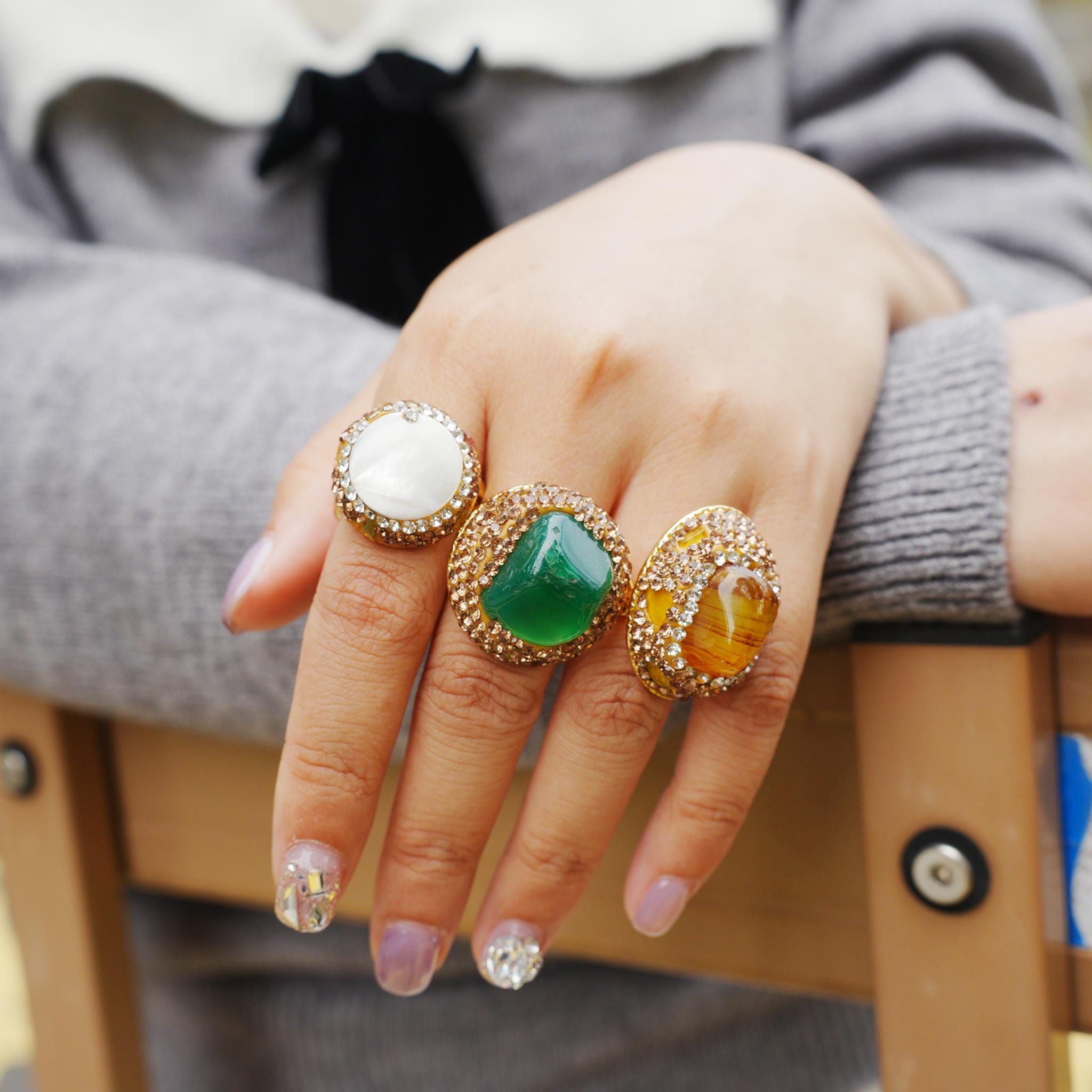 Bague Bohème Réglable En Acier Doré Avec Pierre Verte Imitation - Femme