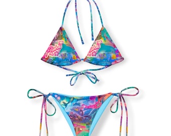 Bikini rave Y2K Coconut Girl fatto a mano - Grafica estiva con delfino e ibisco