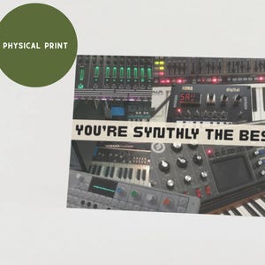 Physical Synthly: La mejor tarjeta de felicitación para los amantes de la música y la tecnología