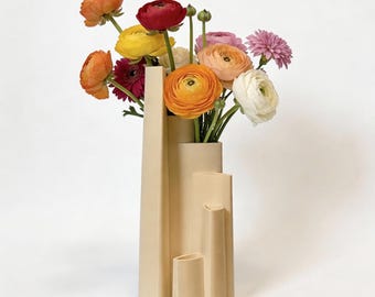 Decorative Vase with Layered Architectural Design, Minimal Sculpture for Flowers, Branches, Artificial Plants, Ideal for Home Decor, Centerpiece