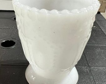 Vintage Anchor Hocking Milk Glass Vase (Small)